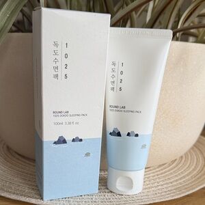 1025 Dokdo Sleeping Pack - White and Blue